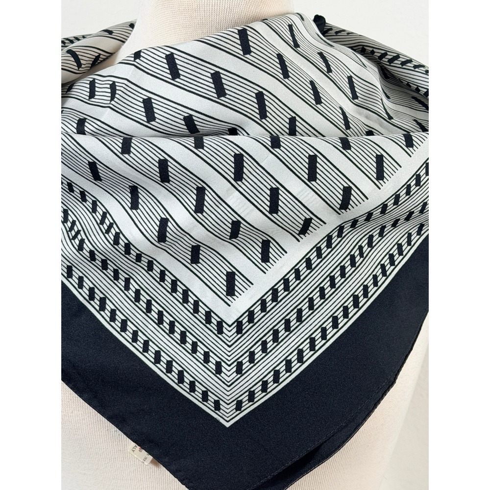 Geometric Monochrome Square Scarf 26x26 Made in Italy Business Career Minimalist